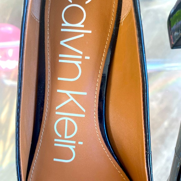 Calvin Klein Heels size 7 - Picture 5 of 6
